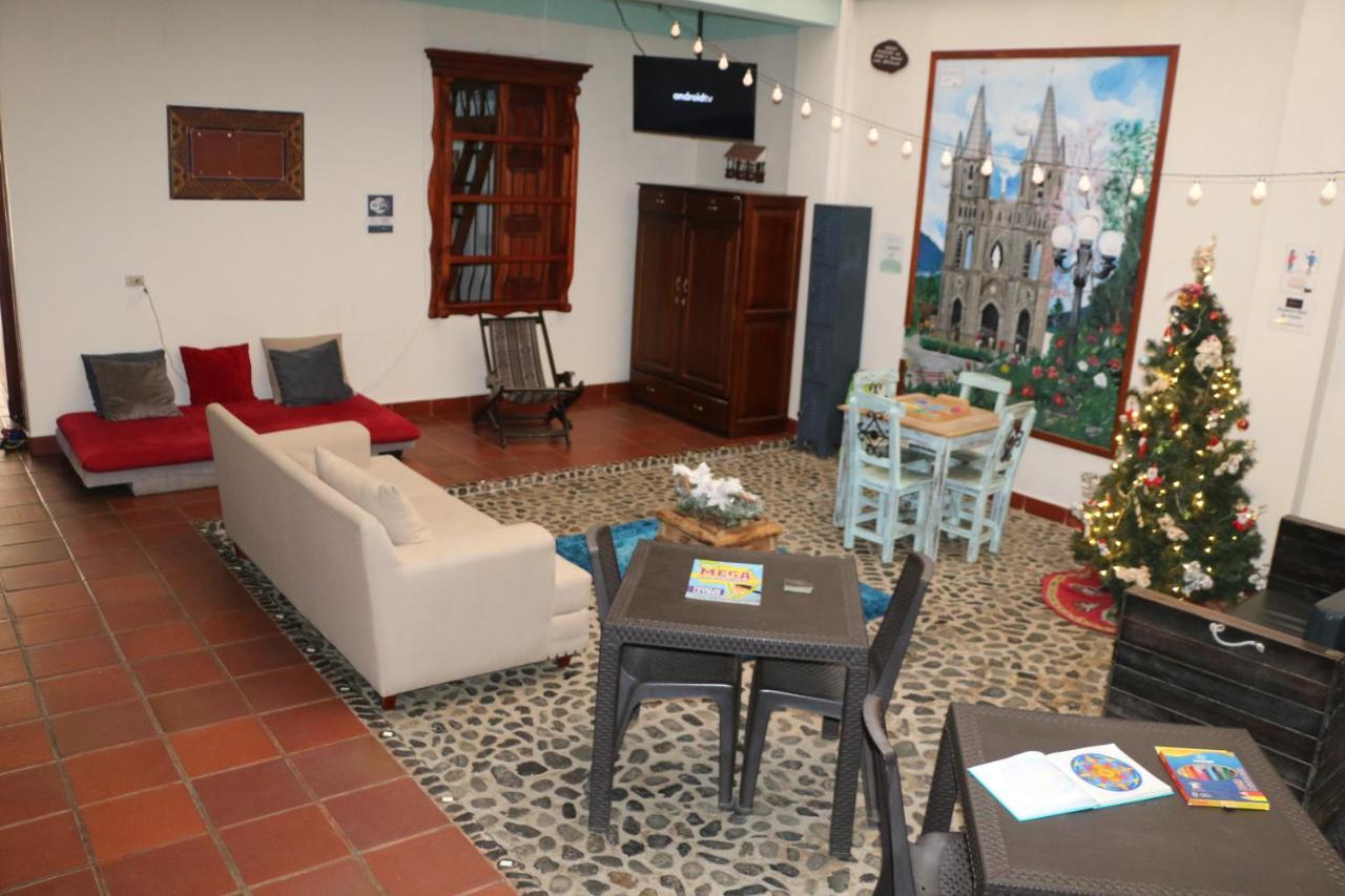 חרדין Candileja Hostel מראה חיצוני תמונה