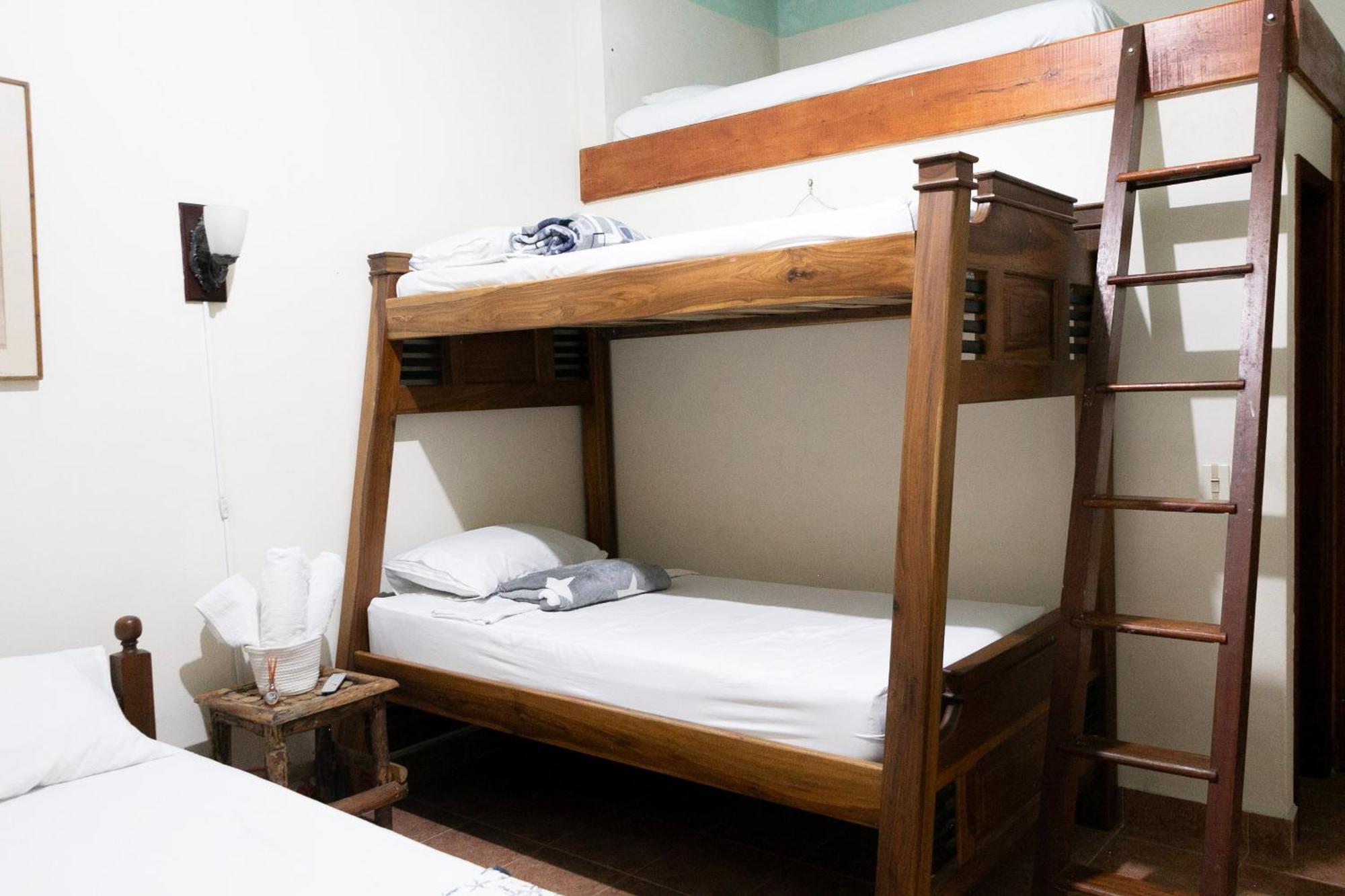 חרדין Candileja Hostel מראה חיצוני תמונה