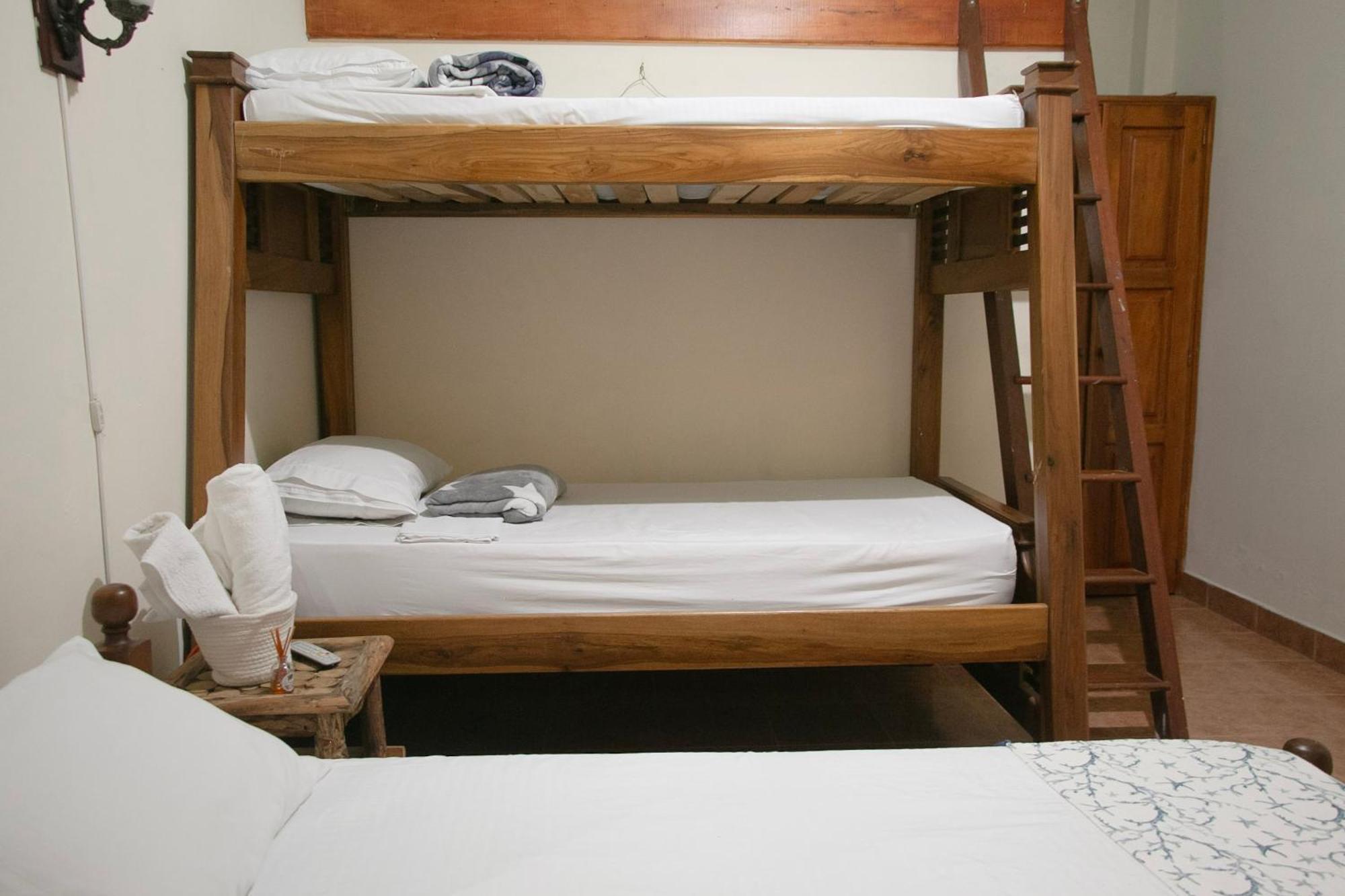 חרדין Candileja Hostel מראה חיצוני תמונה